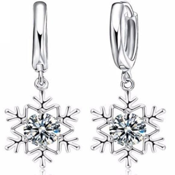 Jewelry - ❤️ Women Snow Flake Earrings 925 Sterling Silver Winter